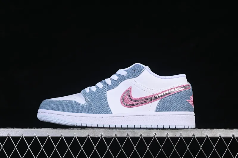 All categories Air Jordan Jordan series basketball shoes Air Jordan 1 Low Air Jordan 1 Low AJ1 Joe 1 white and blue denim pink diamond hook low-top casual sneakers HQ2001-400